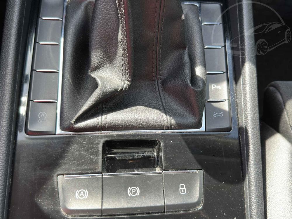 2015 Škoda SUPERB - 17