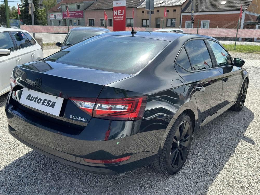 2015 Škoda SUPERB - 4