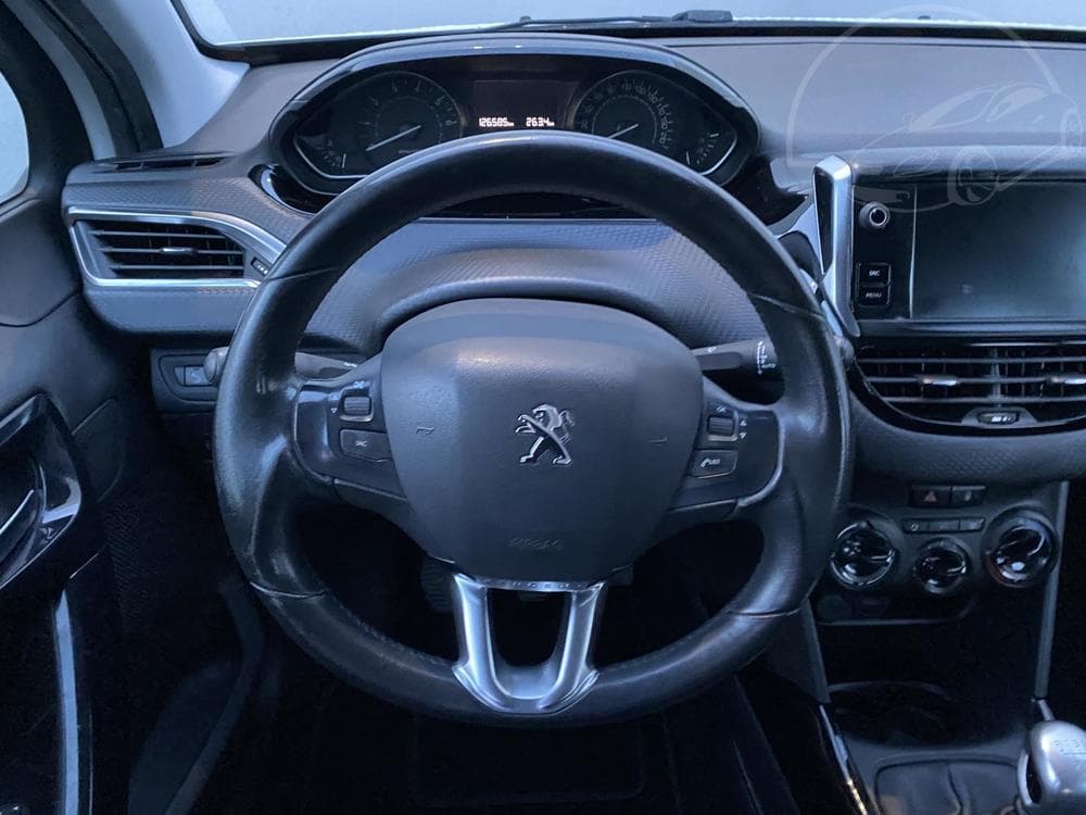2019 Peugeot 2008 - 11