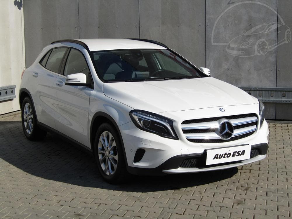 2016 Mercedes-Benz GLA