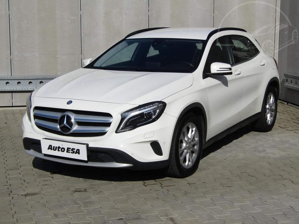 2016 Mercedes-Benz GLA - 7