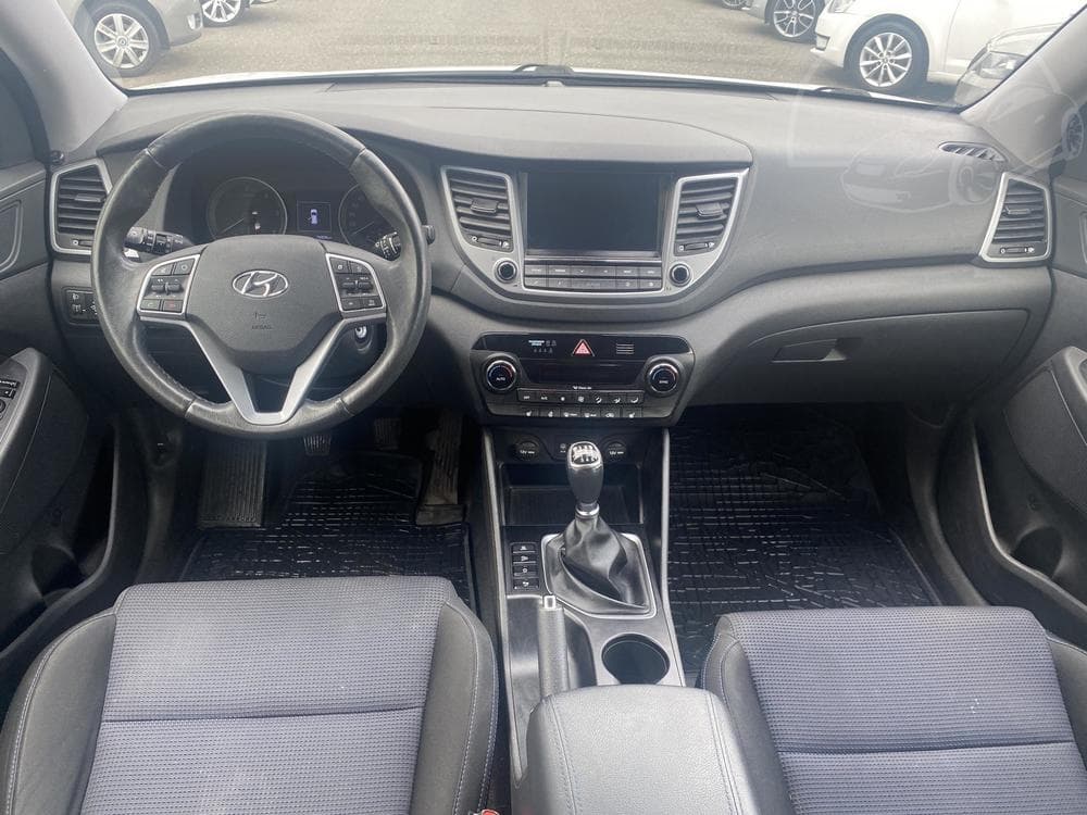2016 Hyundai TUCSON - 8
