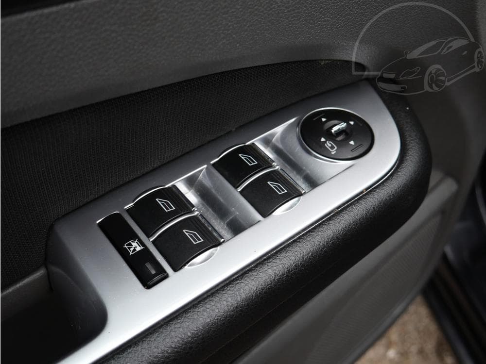 2010 Ford FOCUS - 15