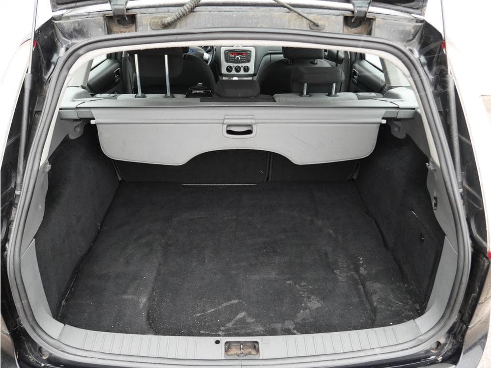 2010 Ford FOCUS - 7