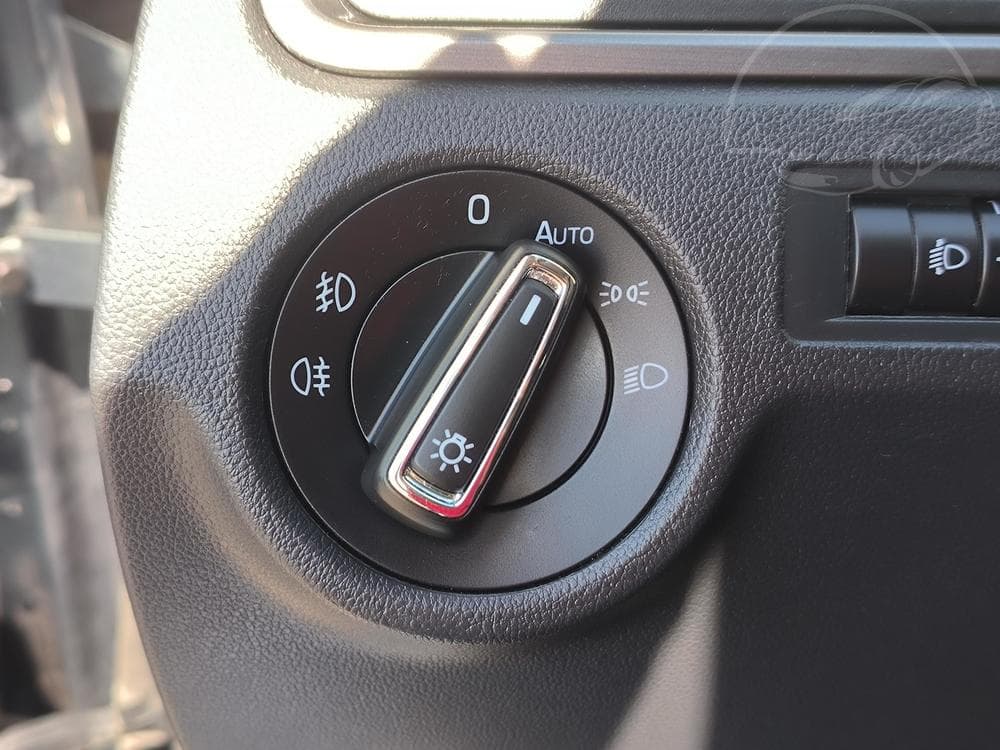 2016 Škoda RAPID - 33