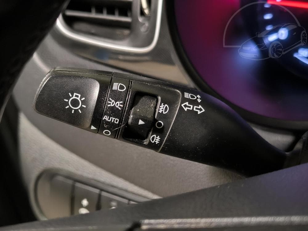 2015 Kia CARENS - 16