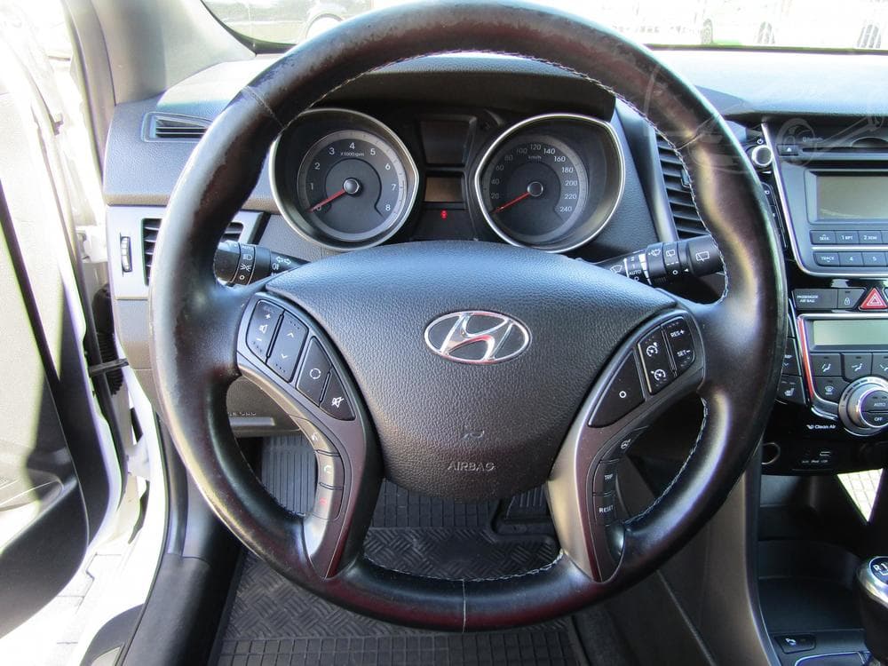 2016 Hyundai i30 - 25