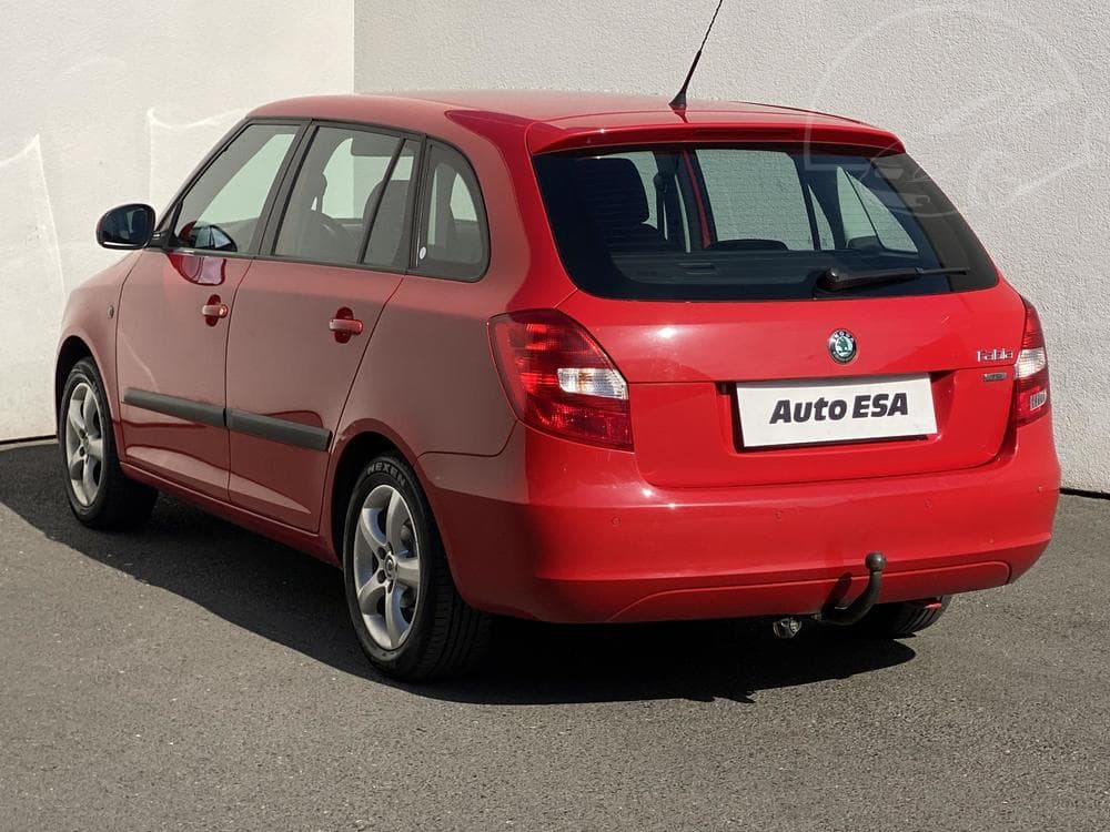 2011 Škoda FABIA - 11