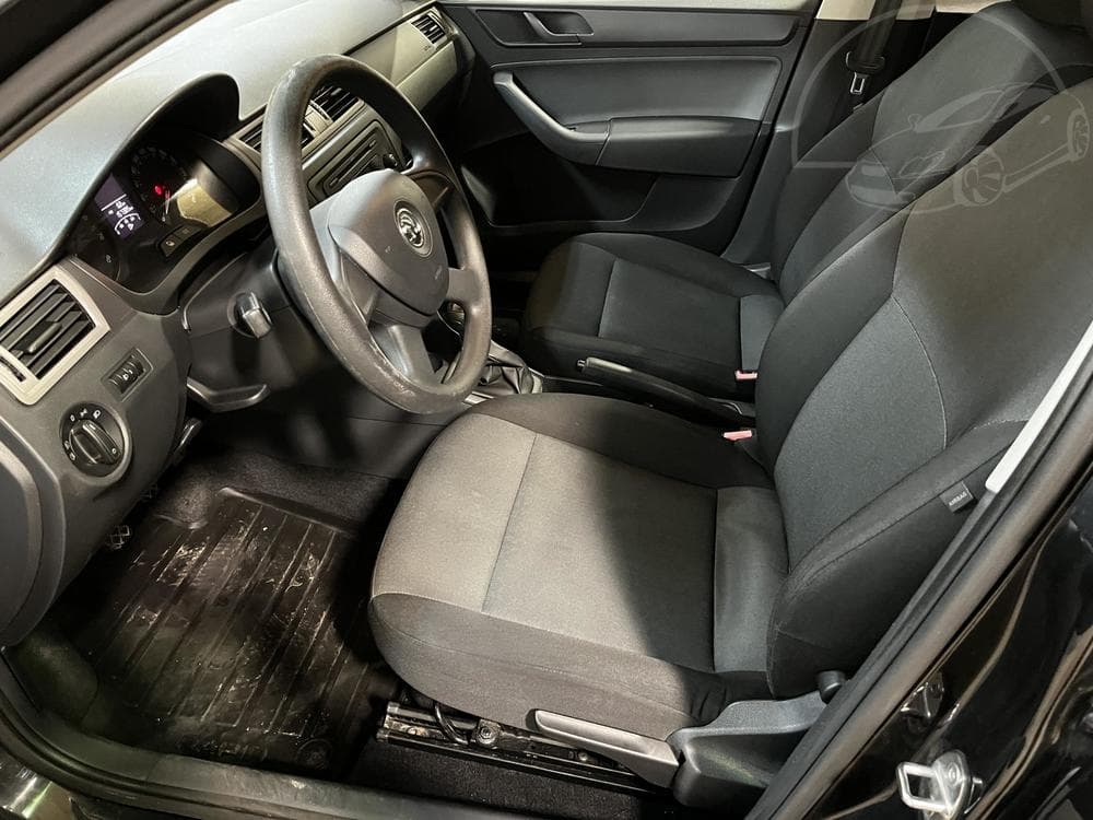 2013 Škoda RAPID - 9