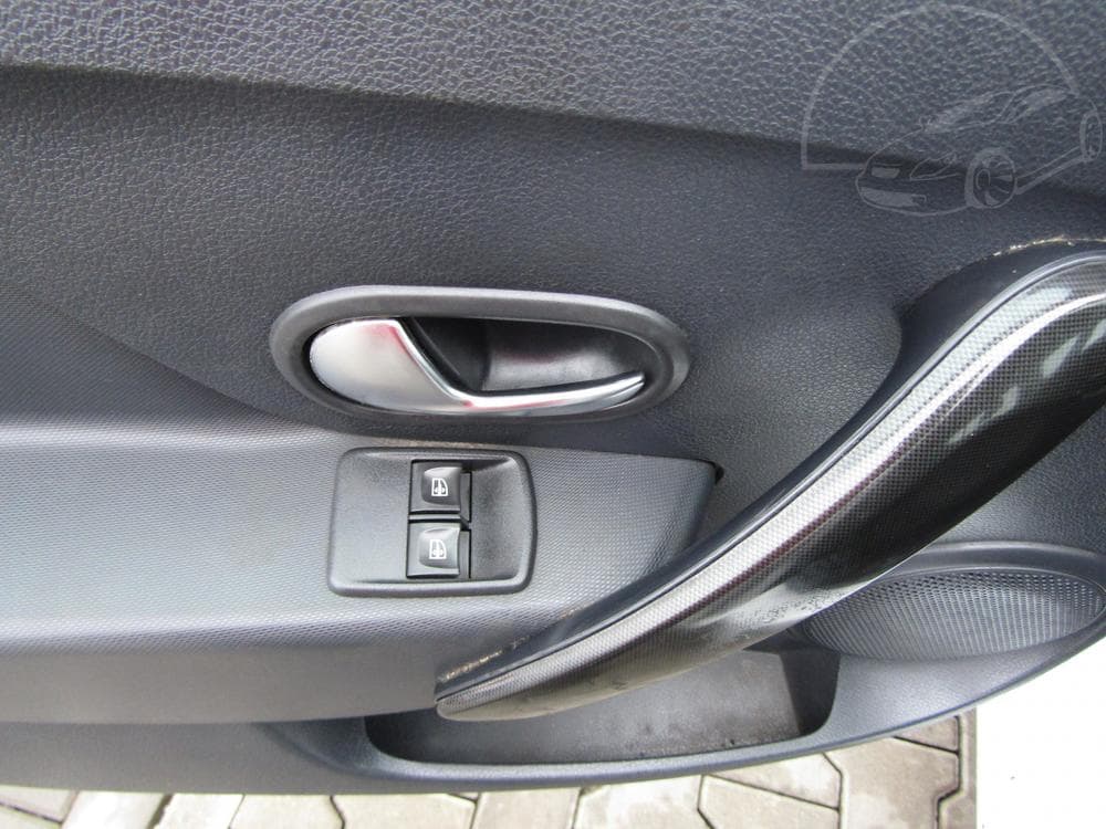 2019 Dacia SANDERO - 11