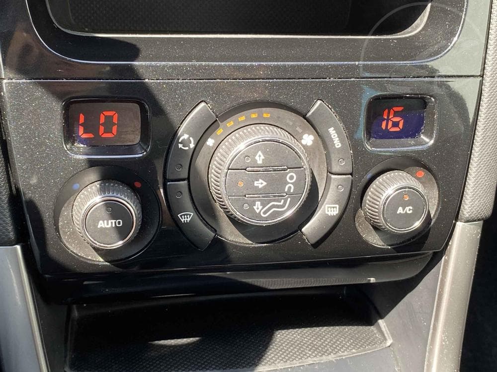 2012 Peugeot 308 - 15