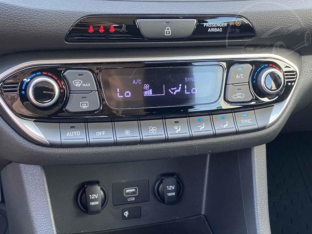 2021 Hyundai i30 - 16