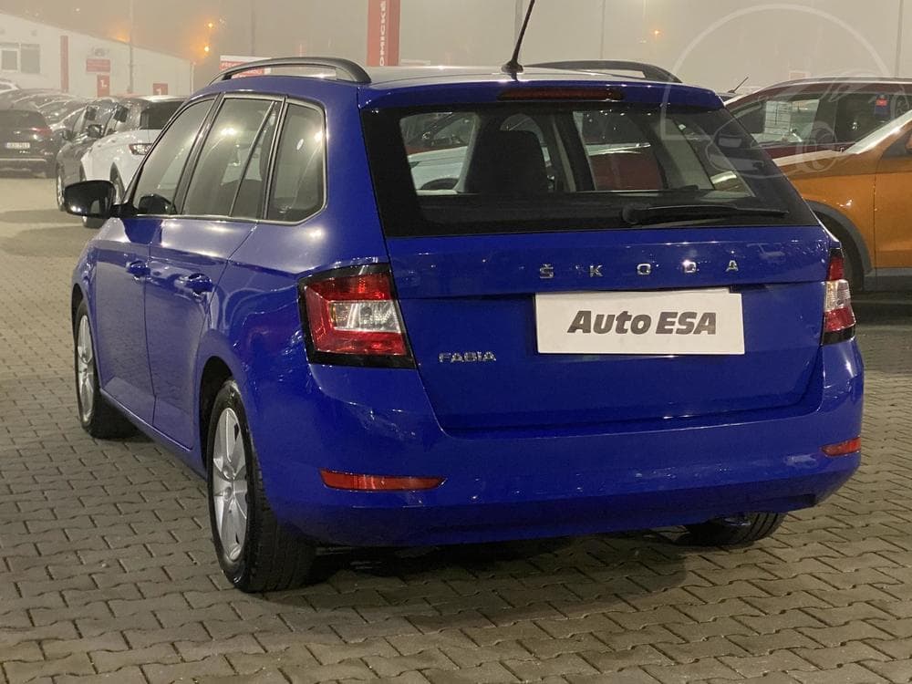 2021 Škoda FABIA - 11