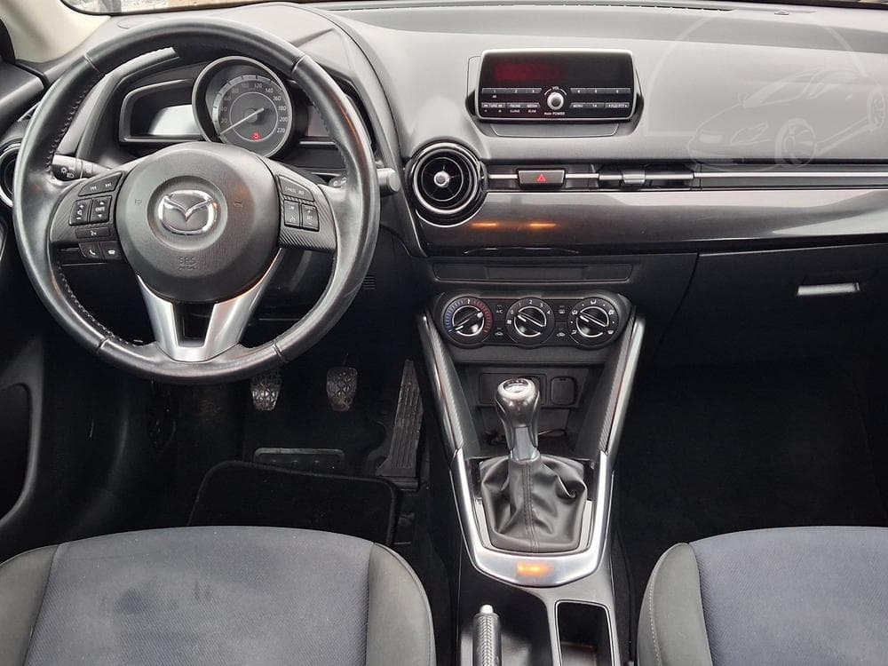 2015 Mazda 2 - 8