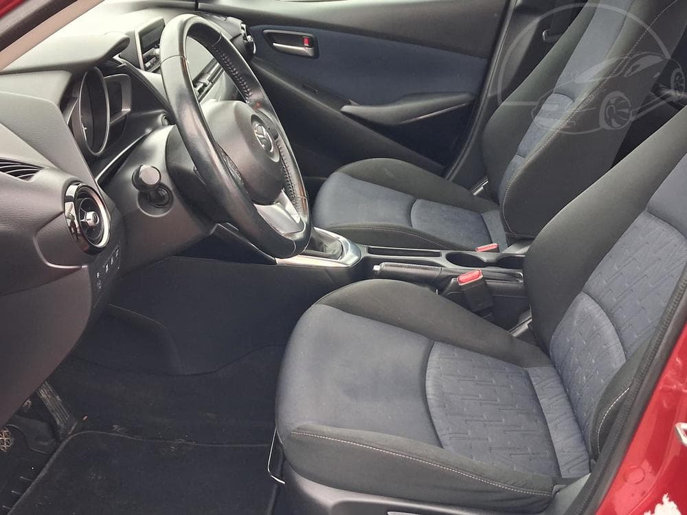 2015 Mazda 2 - 9
