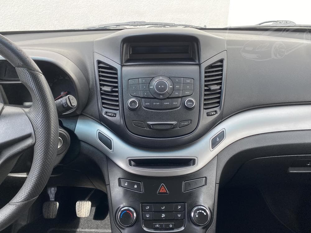 2011 Chevrolet ORLANDO - 12