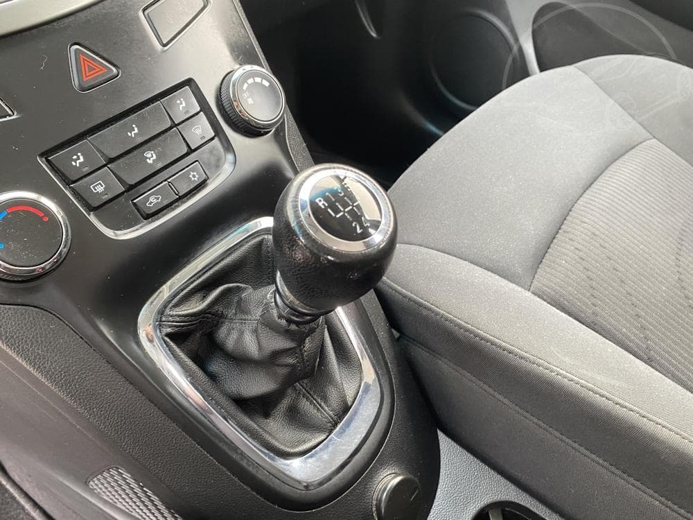 2011 Chevrolet ORLANDO - 15