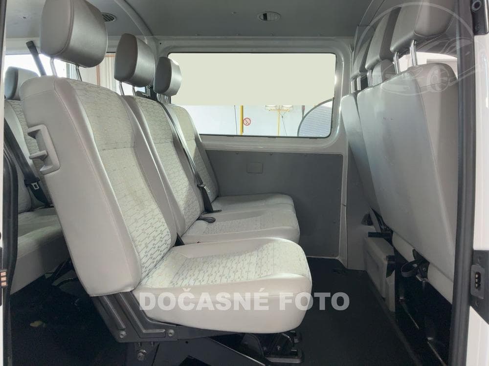 2012 Volkswagen TRANSPORTER - 31