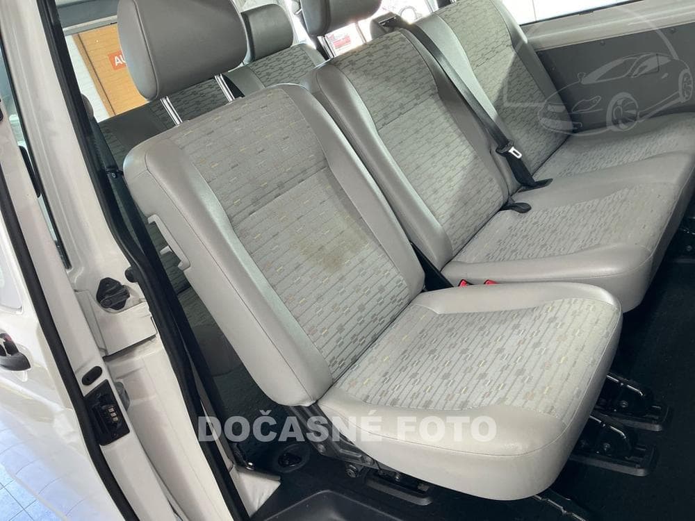 2012 Volkswagen TRANSPORTER - 34