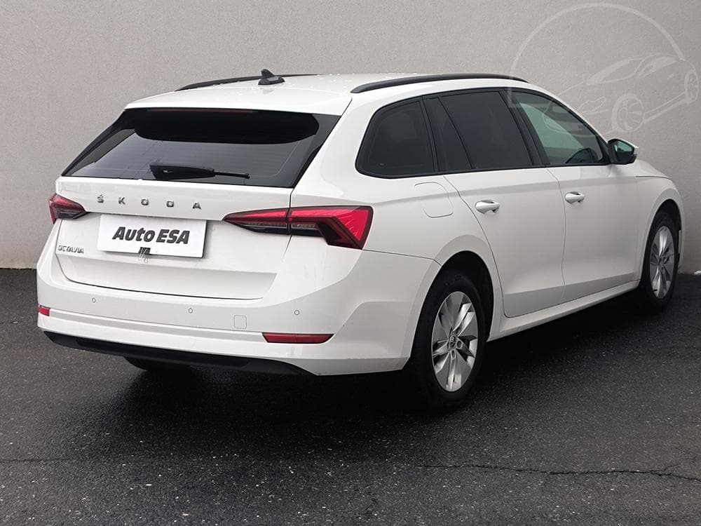 2020 Škoda OCTAVIA - 10