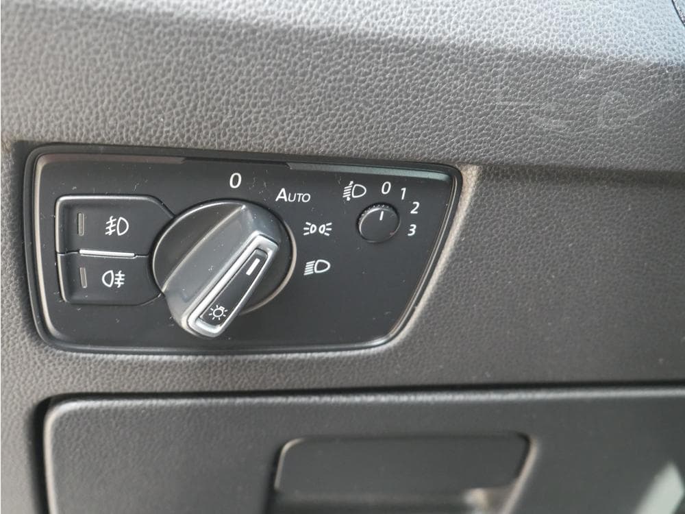 2015 Volkswagen PASSAT - 57