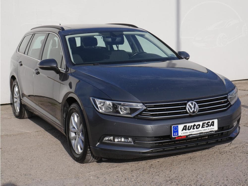 2015 Volkswagen PASSAT