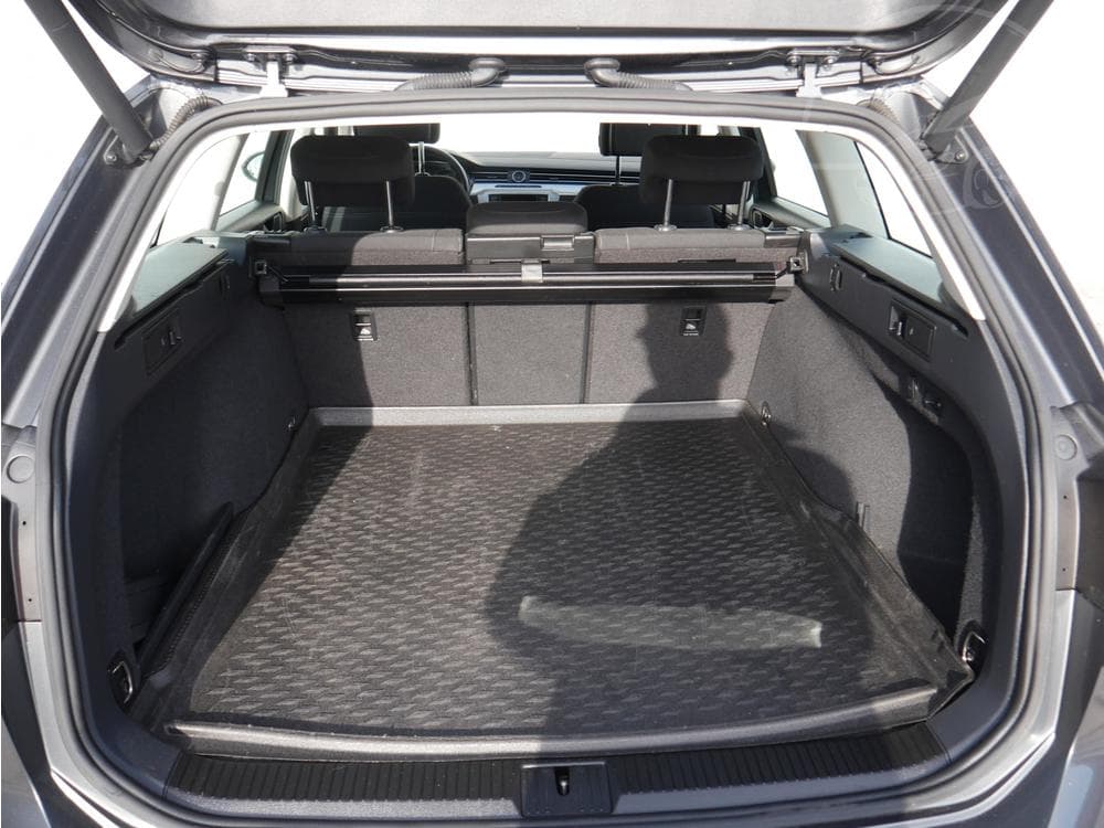 2015 Volkswagen PASSAT - 25