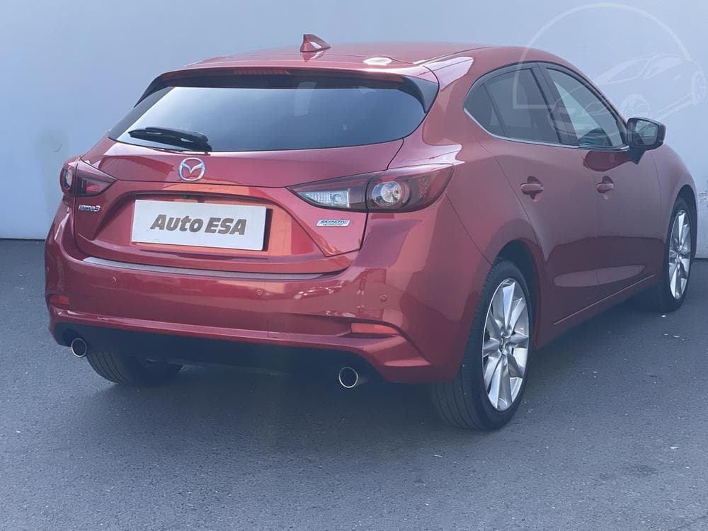 2018 Mazda 3 - 10