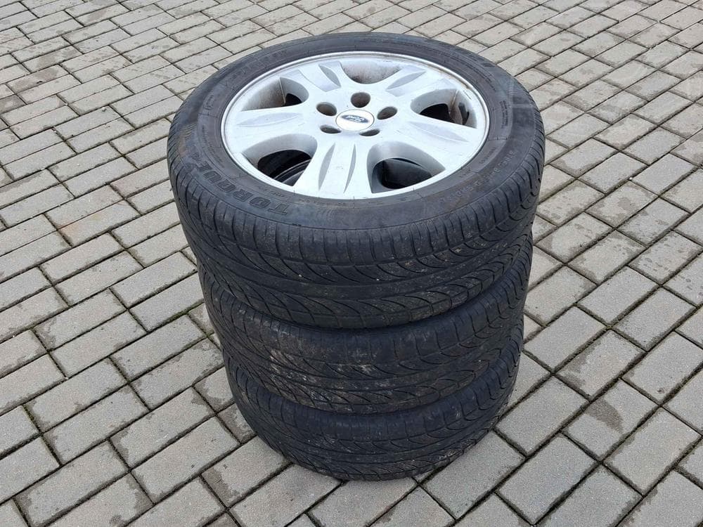2006 Ford FOCUS - 15