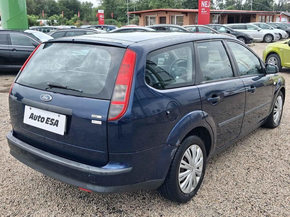 2006 Ford FOCUS - 4