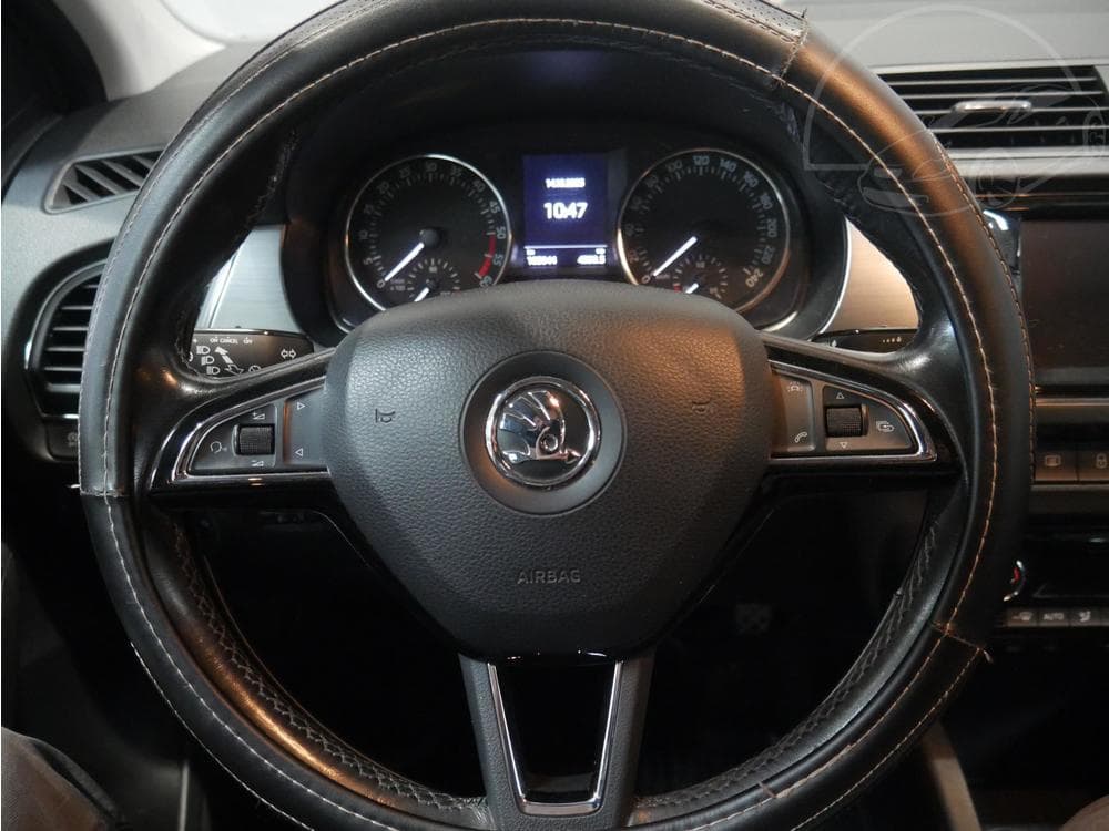 2015 Škoda FABIA - 12