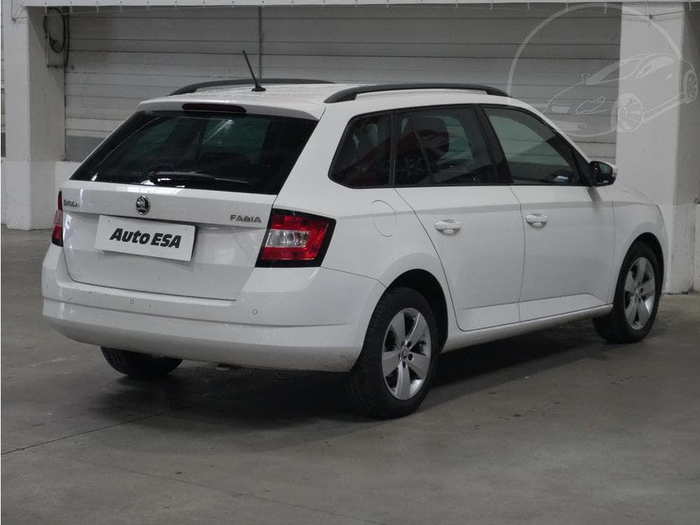 2015 Škoda FABIA - 4