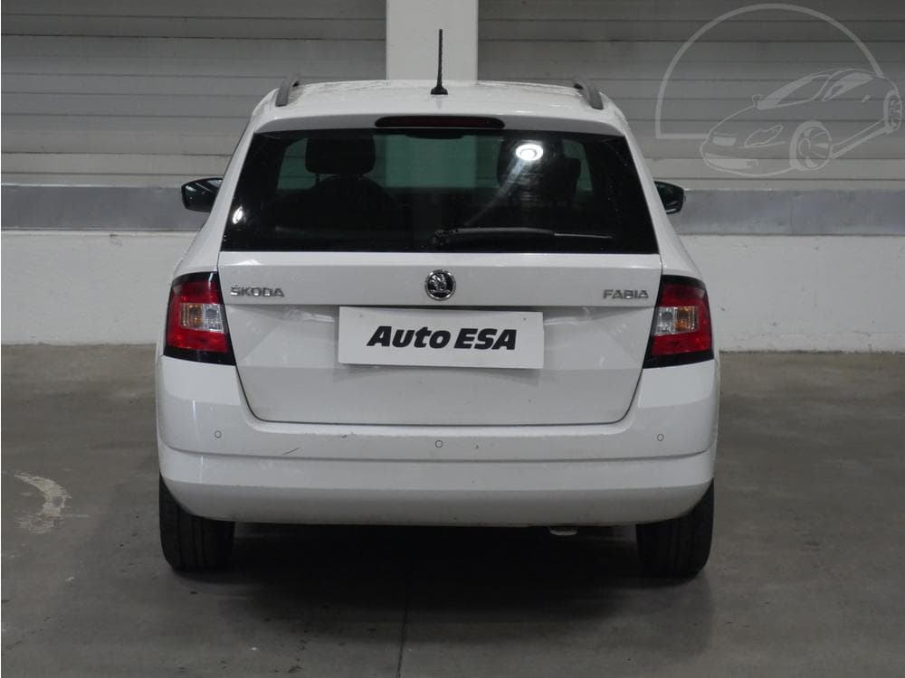 2015 Škoda FABIA - 5