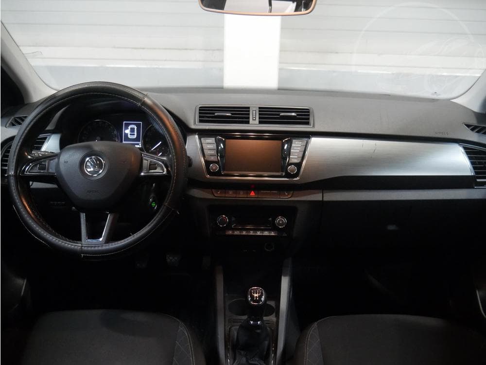 2015 Škoda FABIA - 8