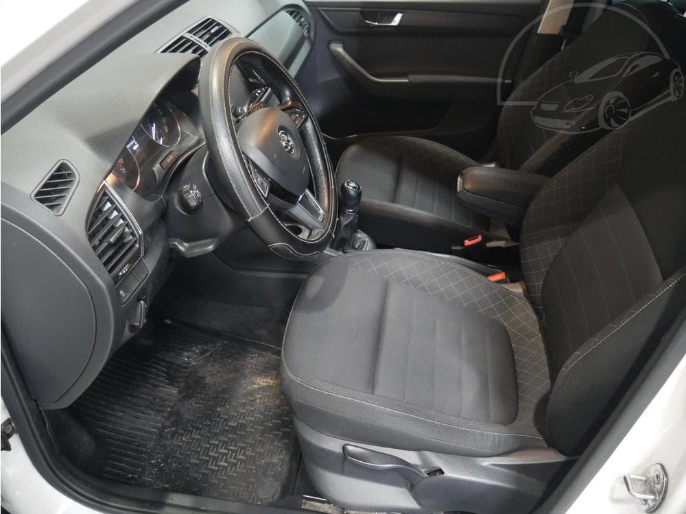 2015 Škoda FABIA - 9