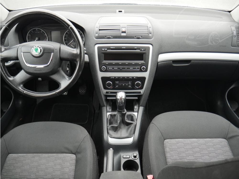 2010 Škoda OCTAVIA - 8