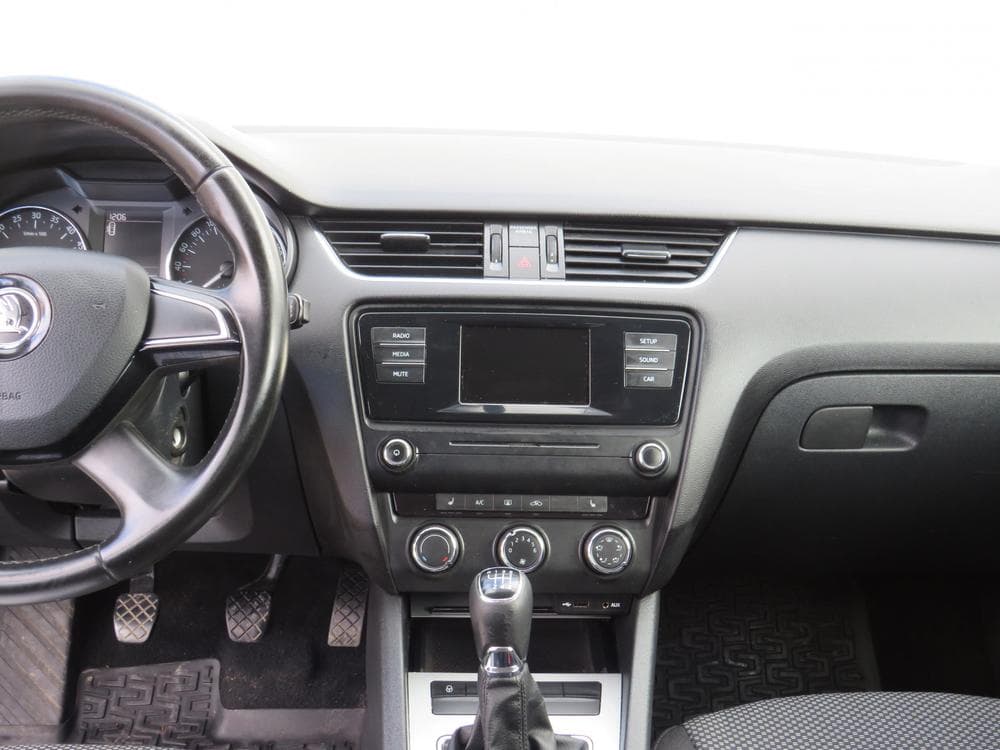 2015 Škoda OCTAVIA - 9