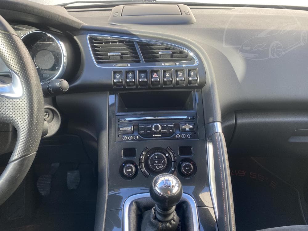 2015 Peugeot 3008 - 12