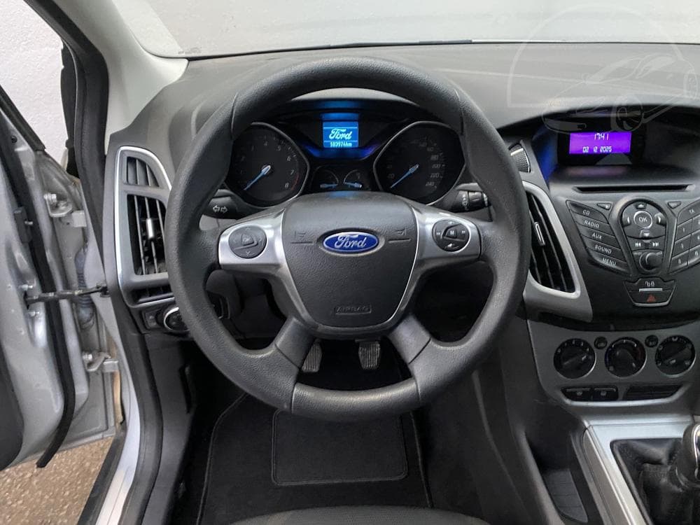 2012 Ford FOCUS - 11