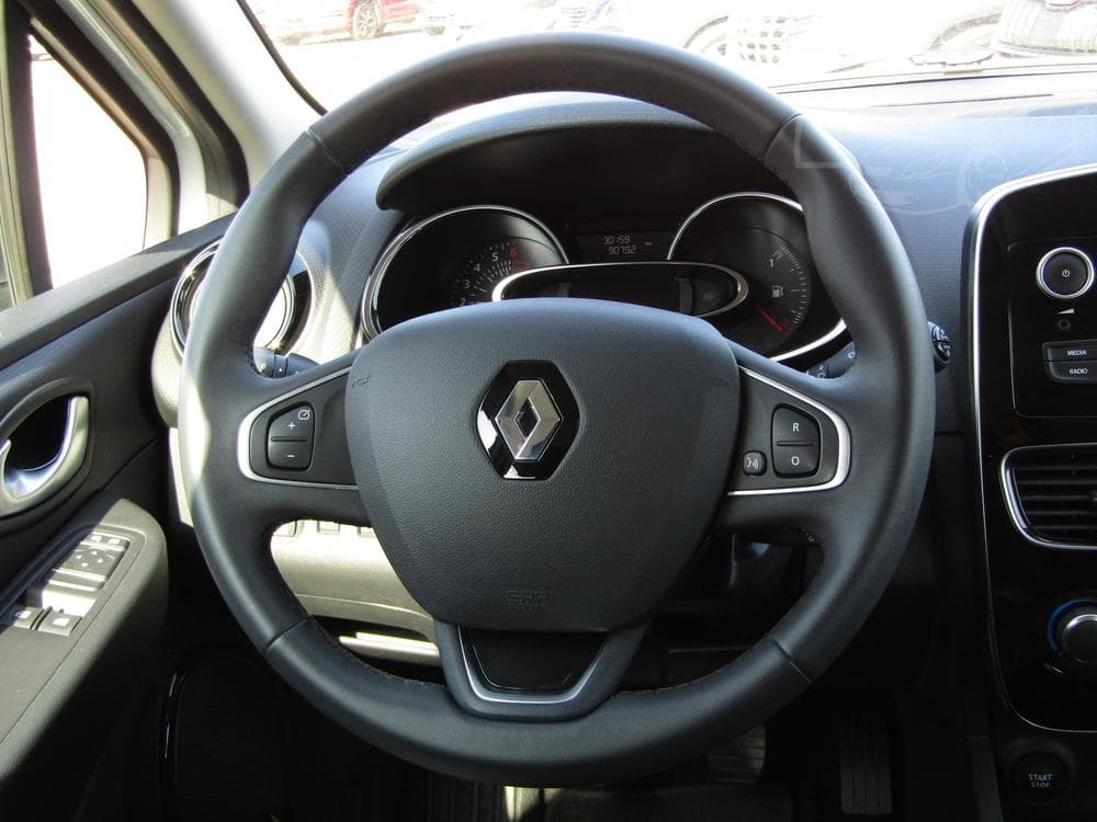 2018 Renault Clio - 12