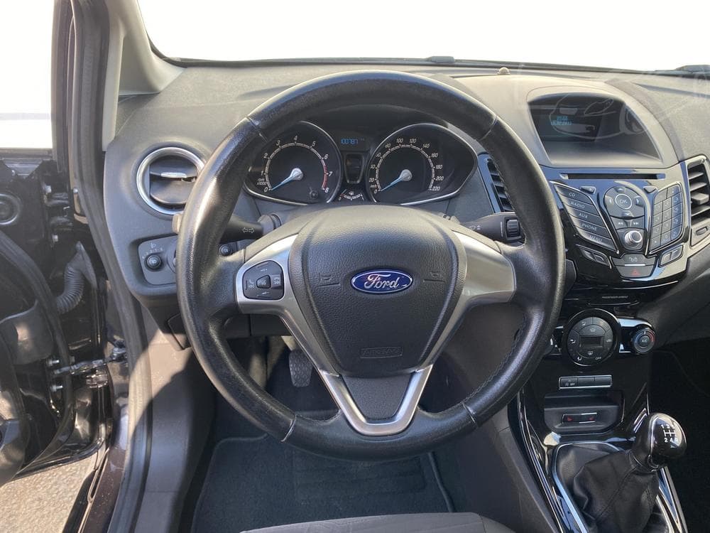 2015 Ford FIESTA - 11