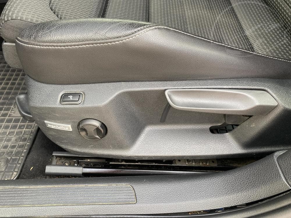 2016 Volkswagen GOLF - 17