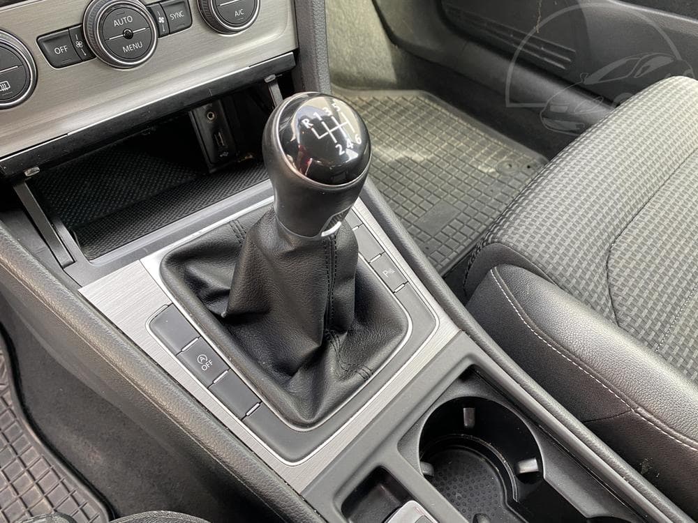 2016 Volkswagen GOLF - 19