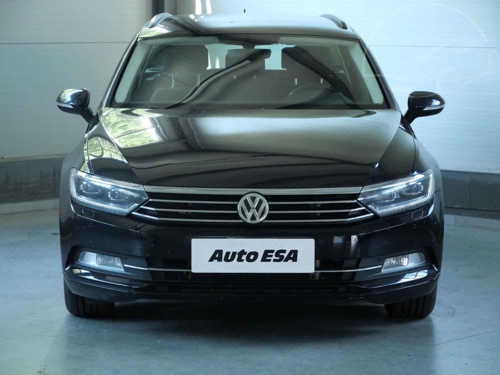 2015 Volkswagen PASSAT - 2