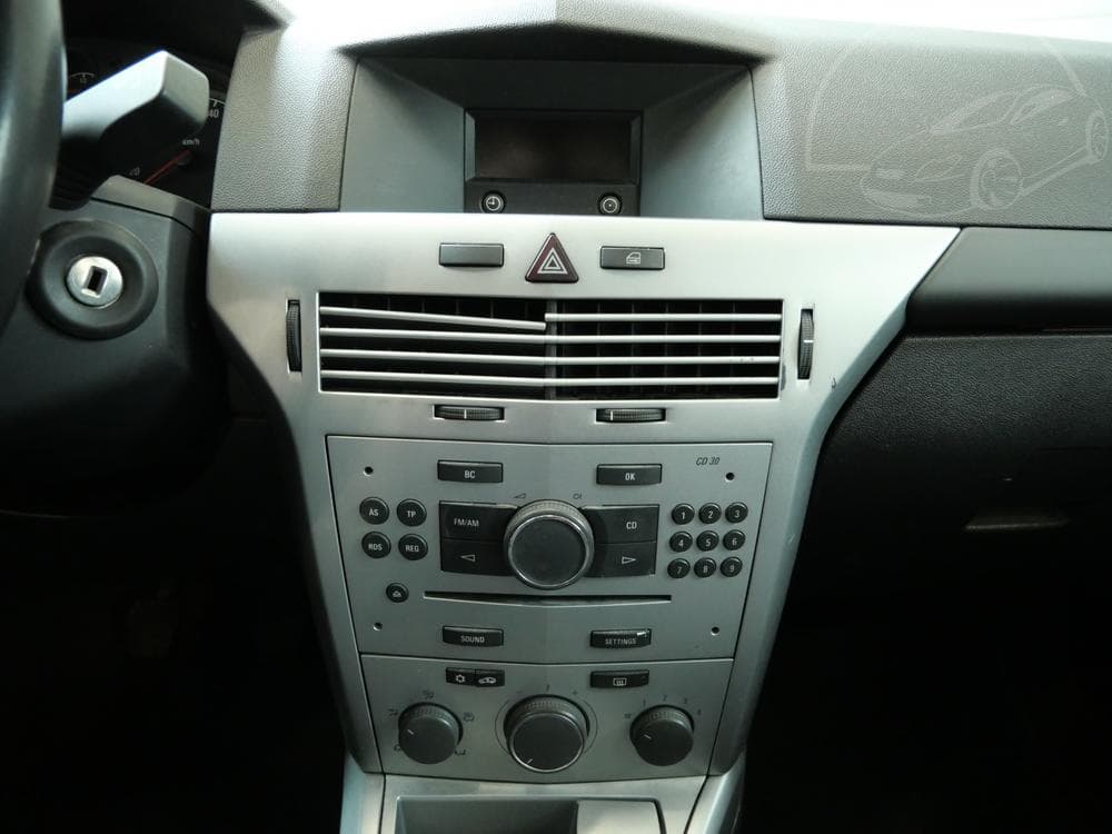 2011 Opel ASTRA - 13