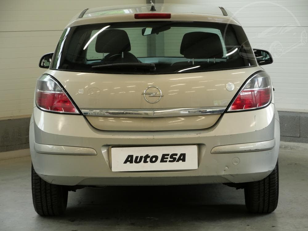2011 Opel ASTRA - 5