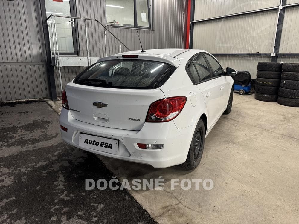 2012 Chevrolet CRUZE - 2