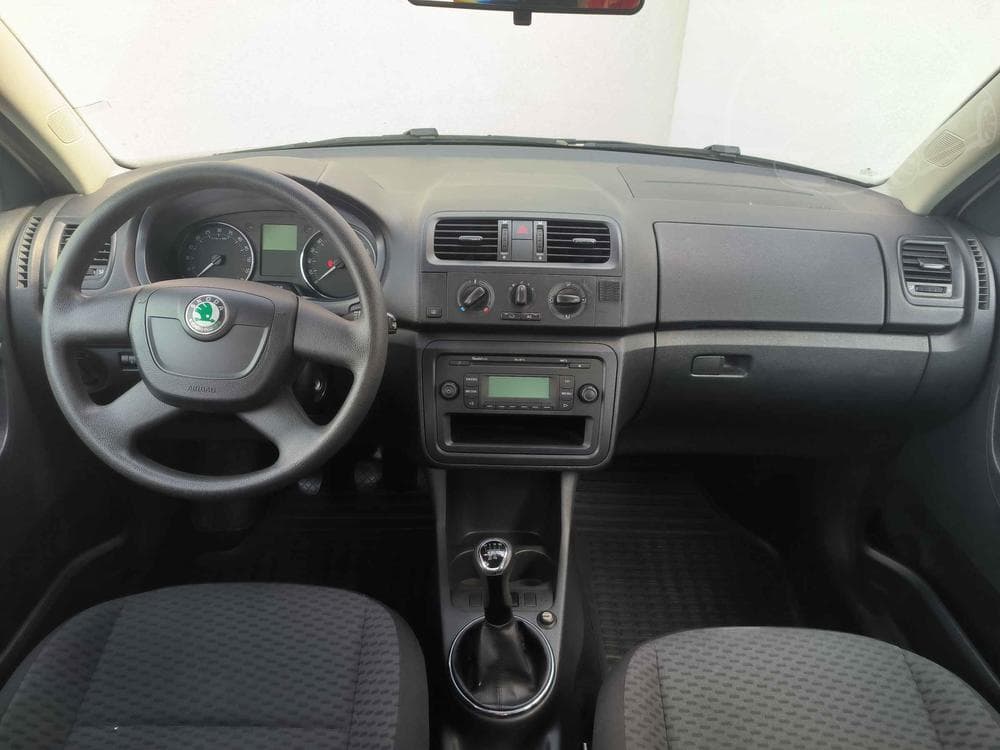 2011 Škoda FABIA - 8