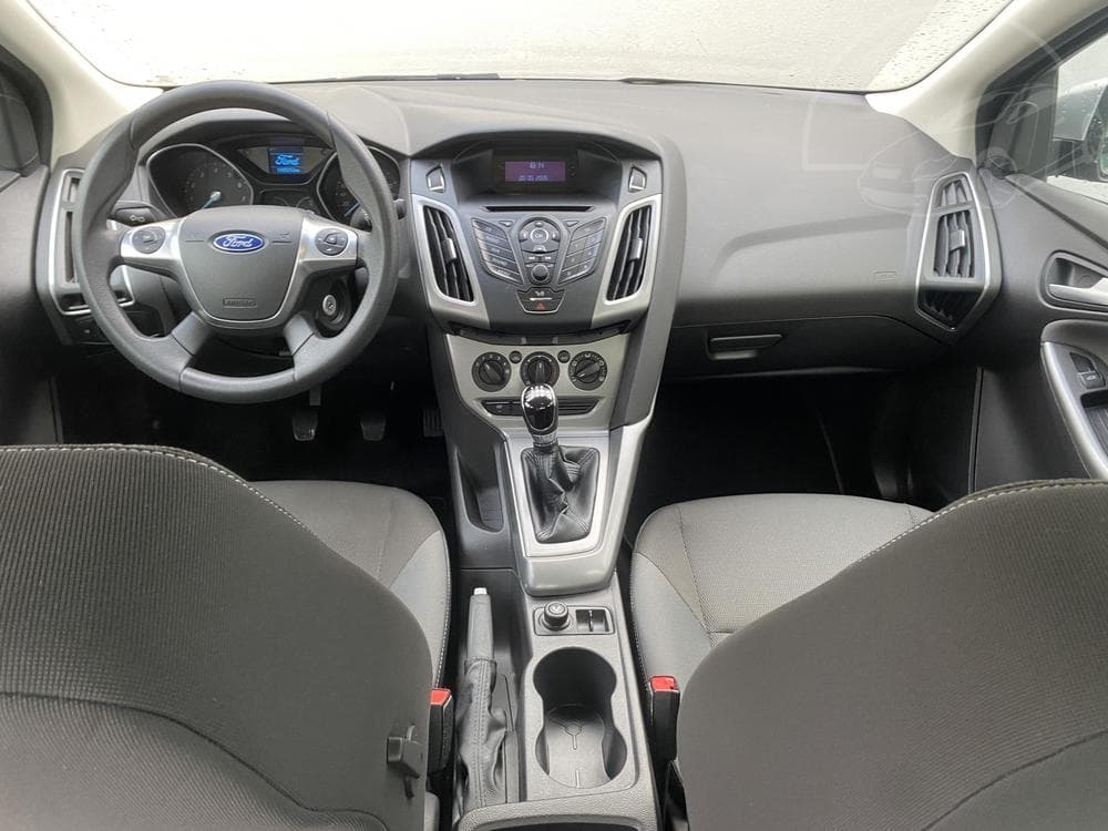 2011 Ford FOCUS - 15