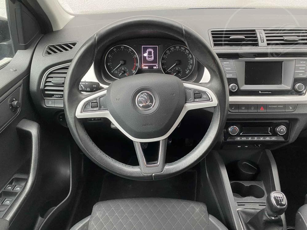 2015 Škoda FABIA - 11